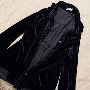 Elegant Black Velvet Women's Blazer